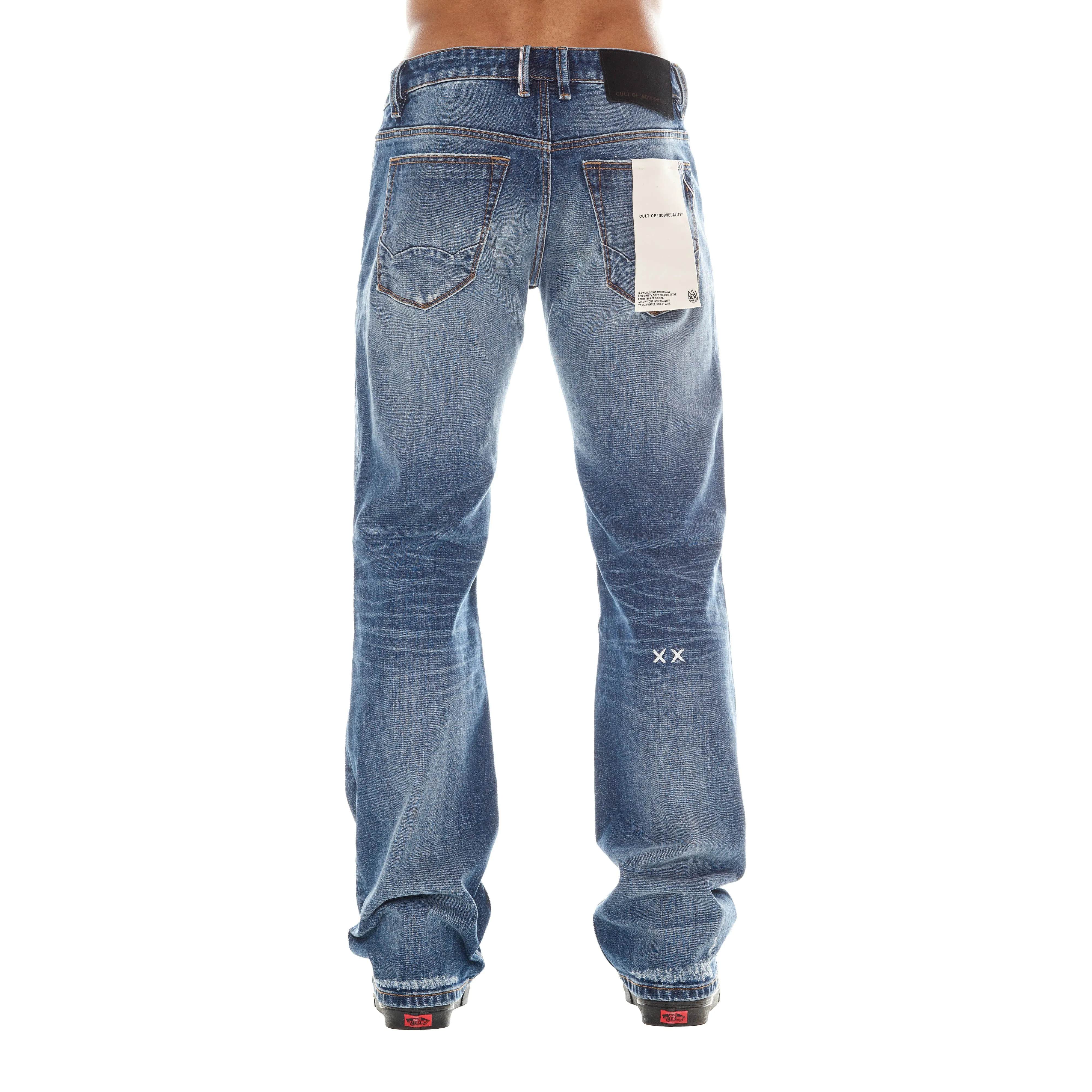 HAGEN RELAXED JEANS IN ARES Travel Outfit Street Fashion Creative Look Lifestyle Fit