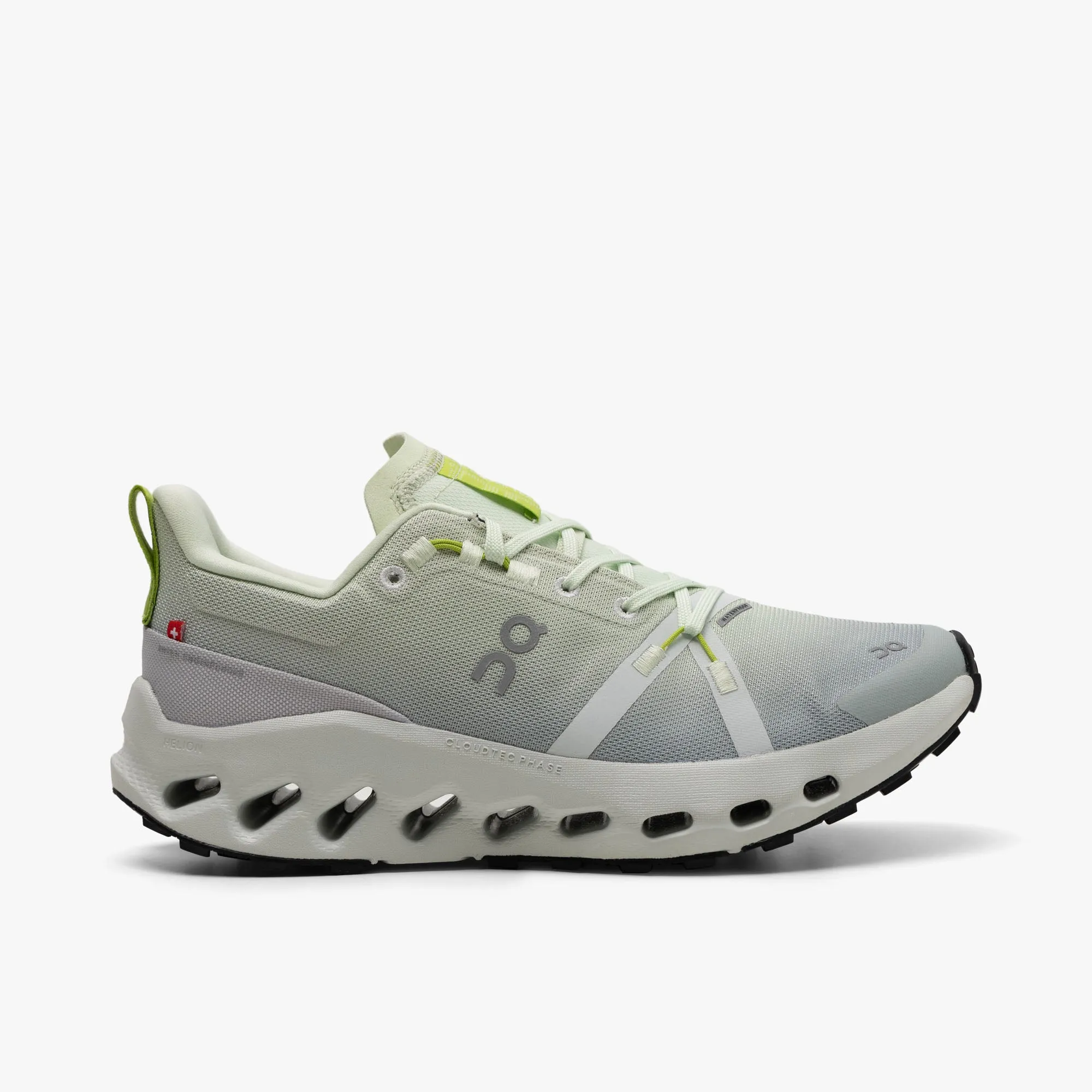 Landscape Hiking On Women's Cloudsurfer Trail WP Lima / Mineral