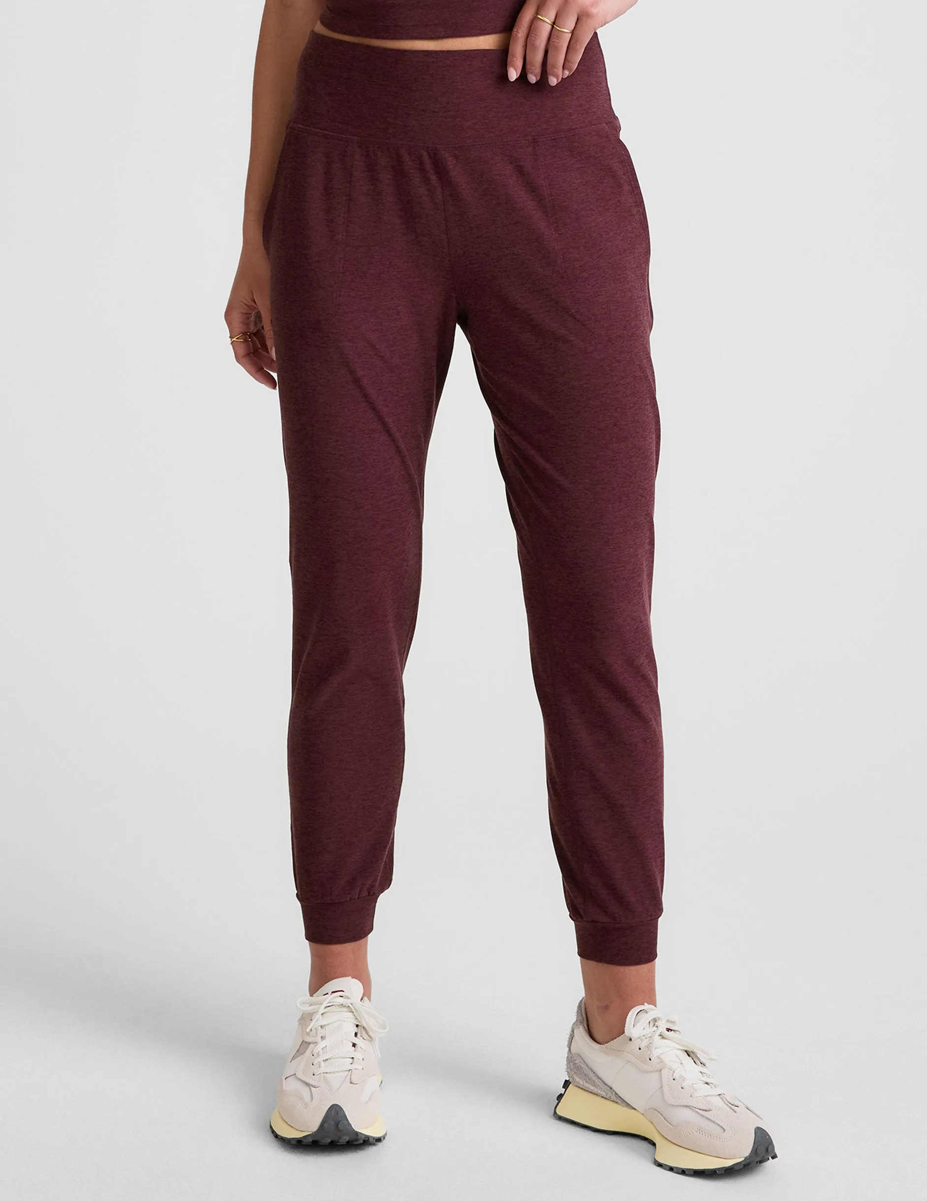 Fashionable Design NonIrritatingSeams Spacedye Midi Jogger