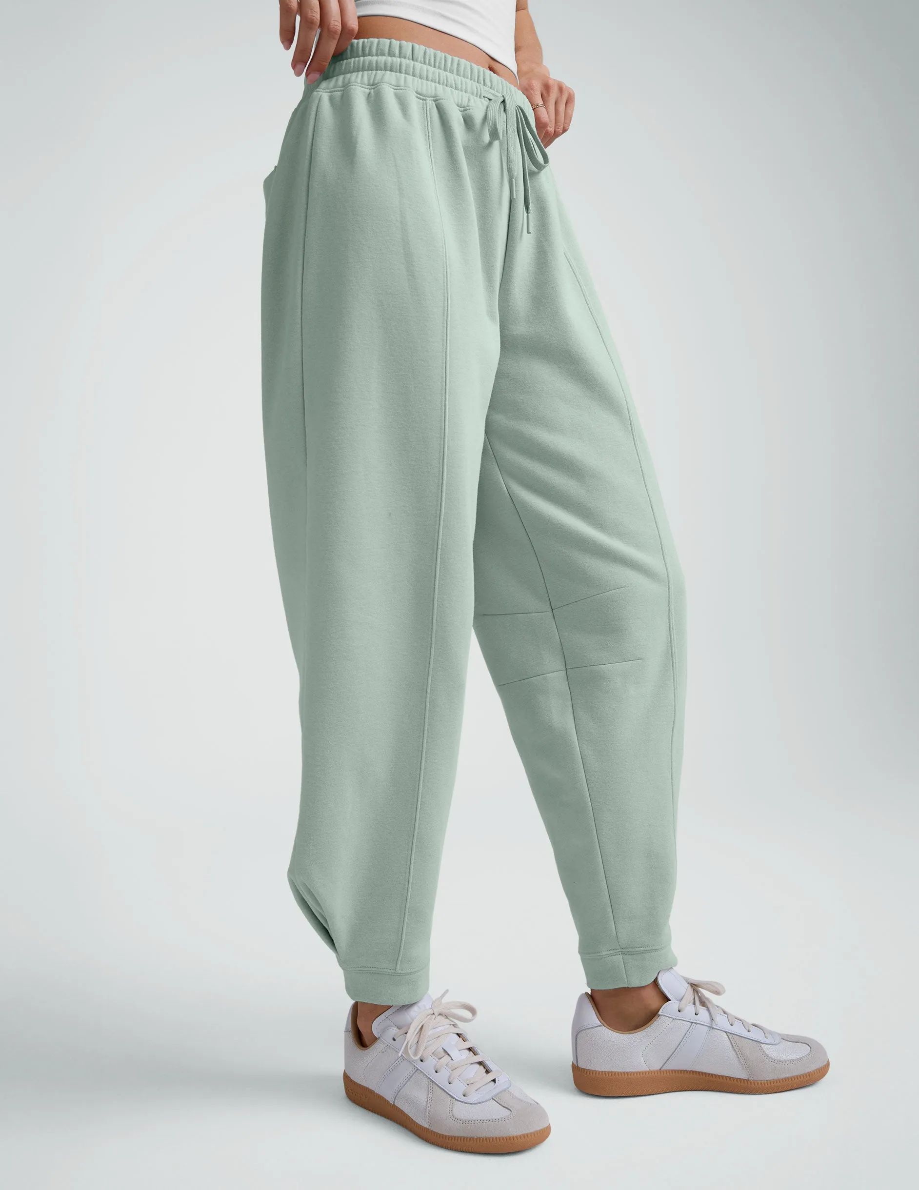 Performance Layer Tight Fit LuxeFleece Barrel Sweatpant