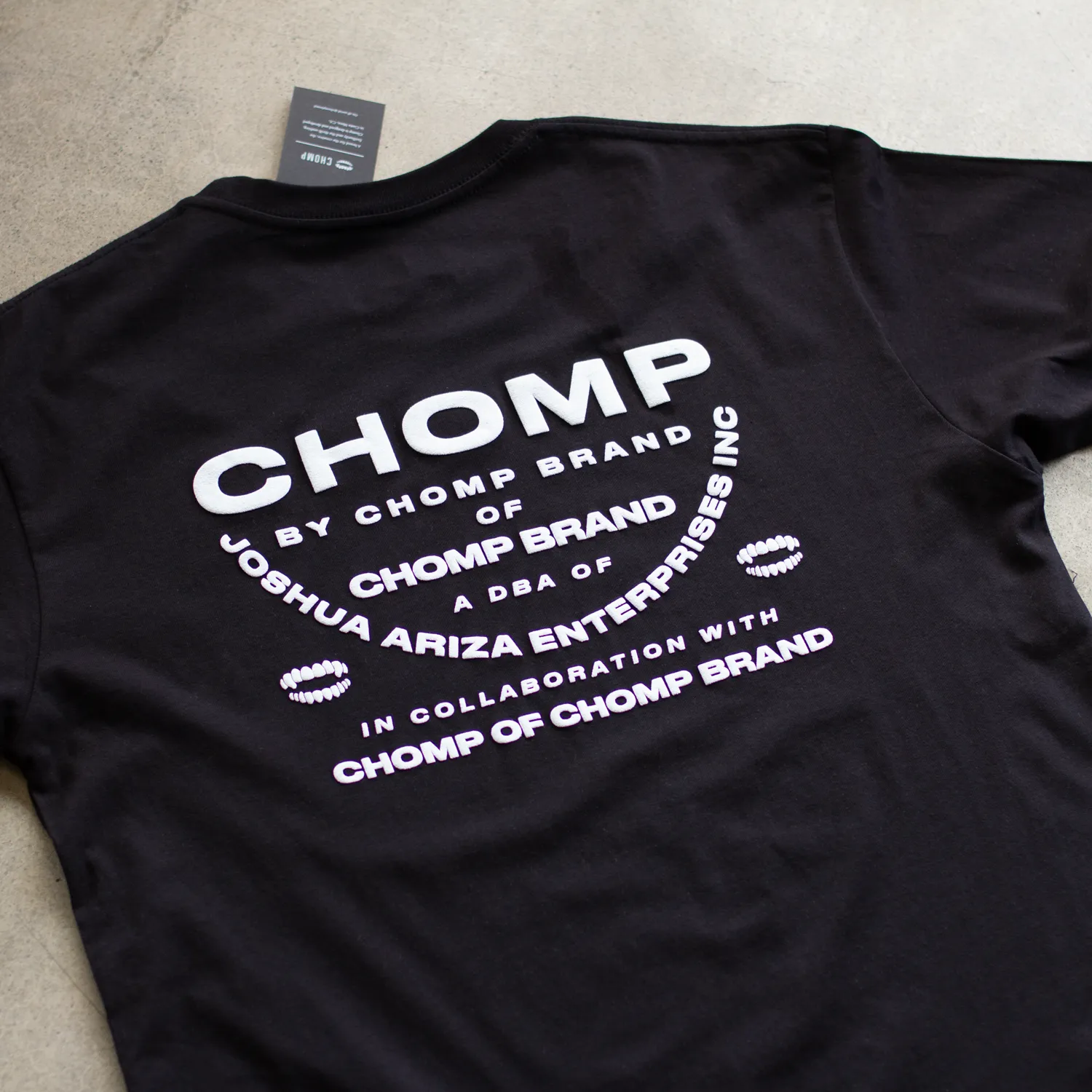 Casual Look Wear Flexible Neckband Chomp by Chomp