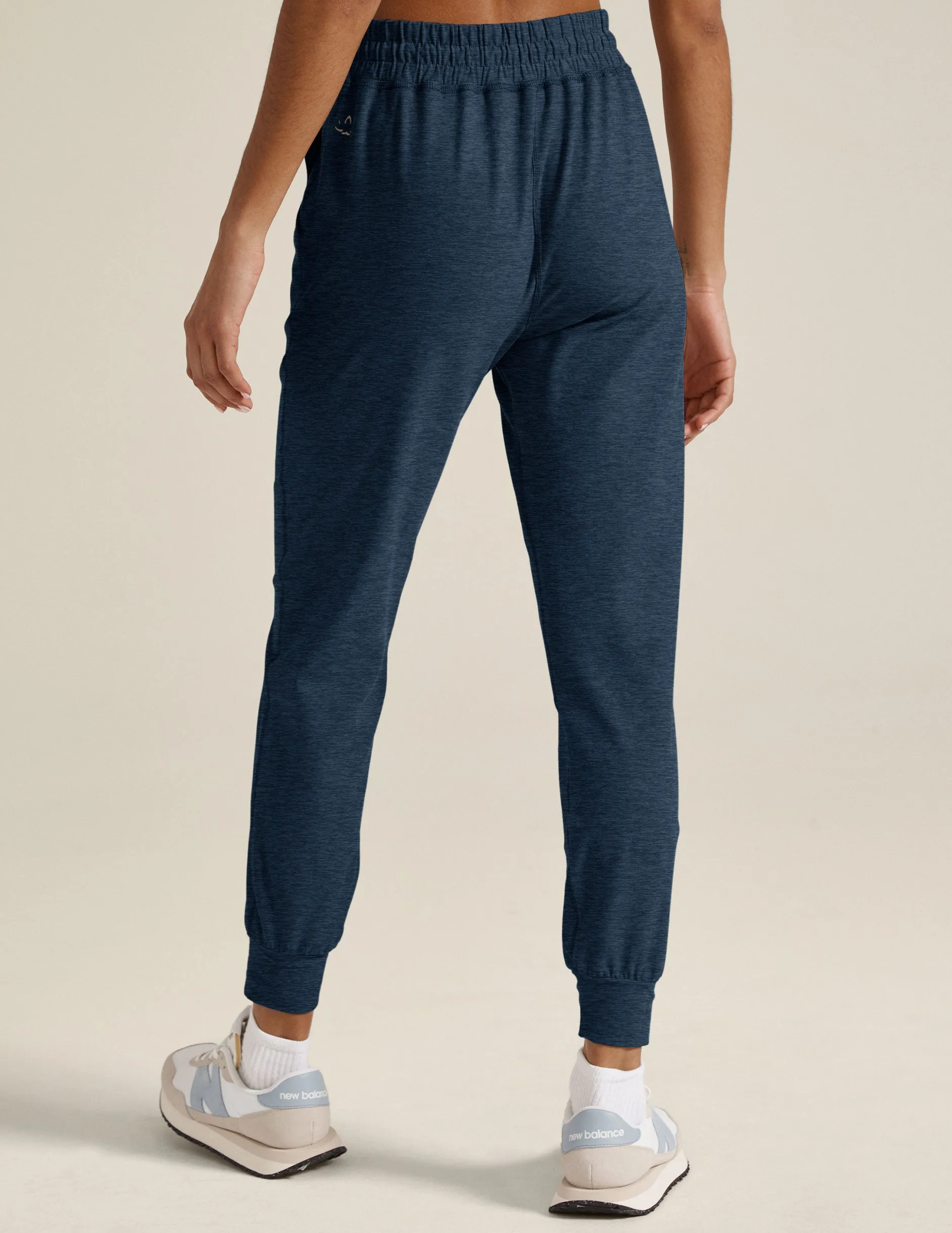 Spacedye Commuter Midi Jogger Casual Essentials Flat Lock Stitching