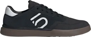 CYCLING SHOES