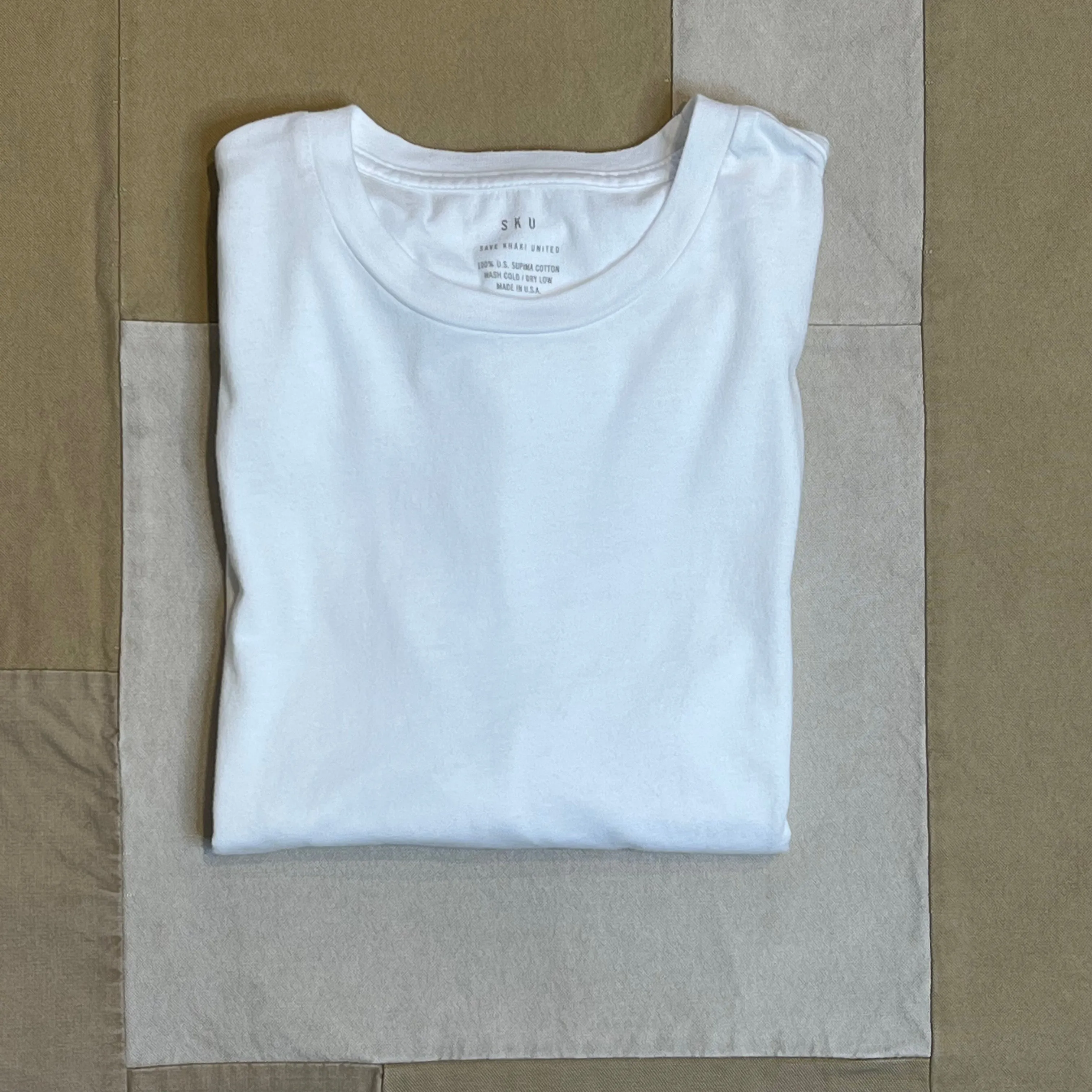 Lint Resistant Surface Quality Fabric Short Sleeve Supima Crew Tee, White