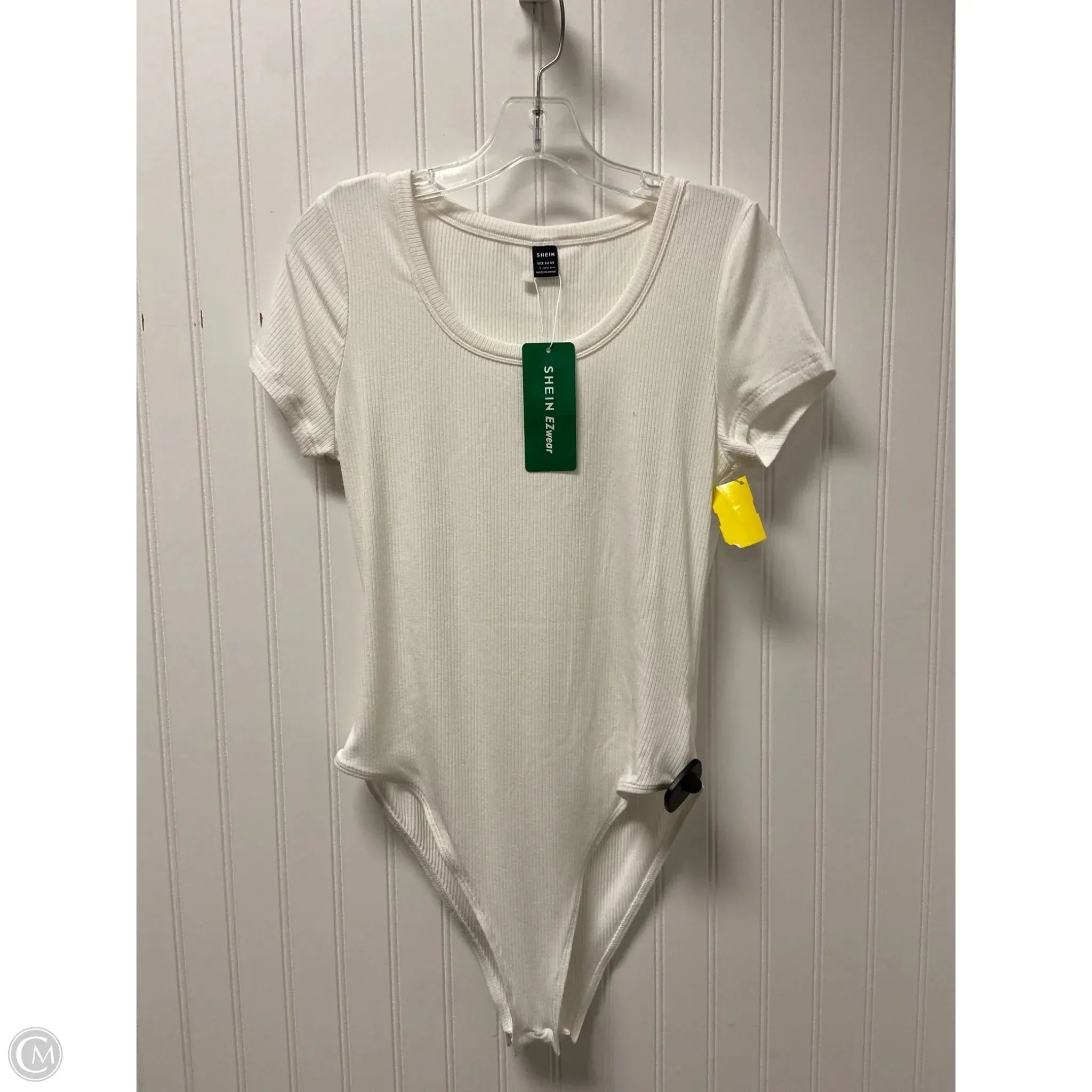 backless bodysuit Bodysuit By Shein In White, Size: L