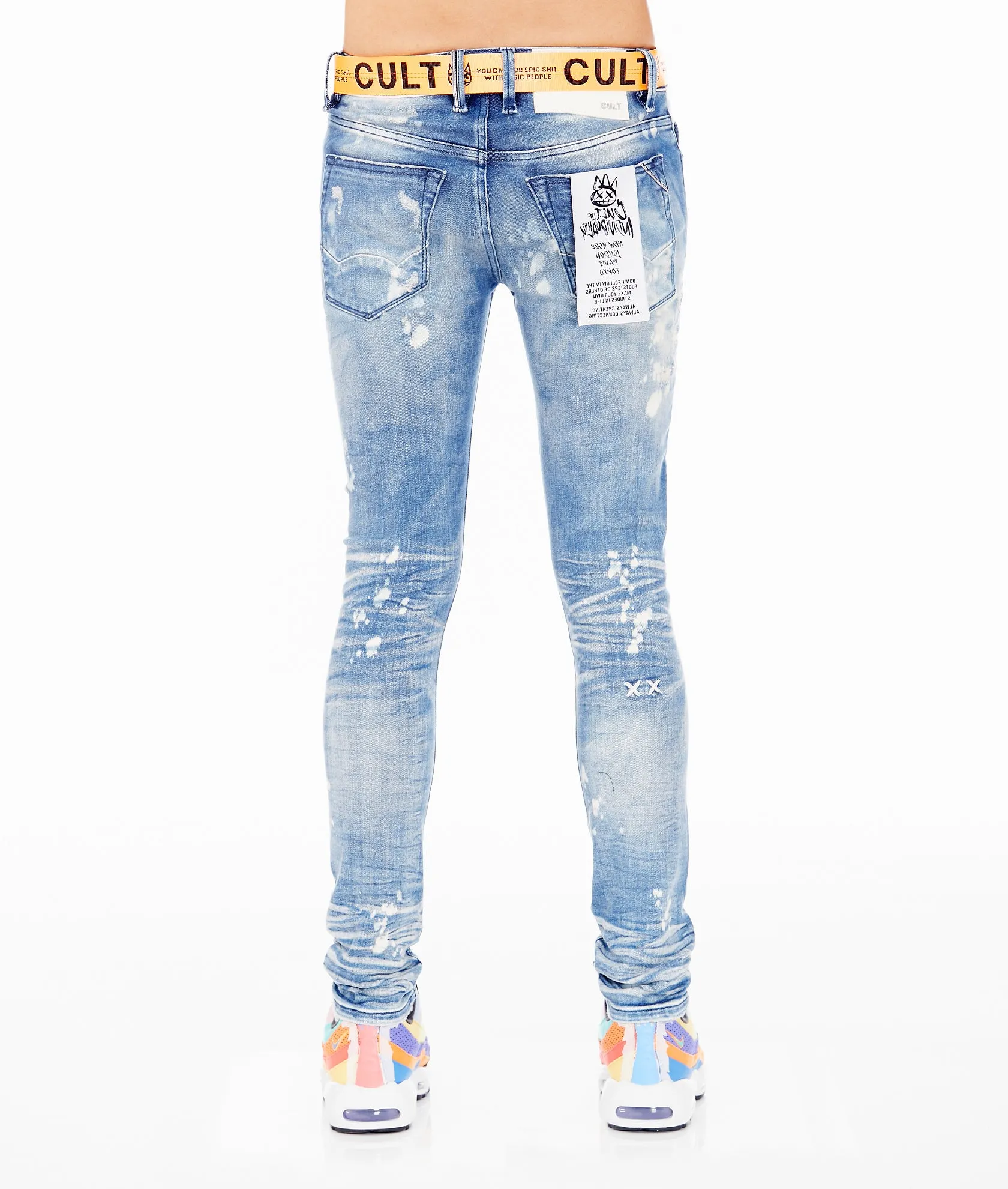 PUNK SUPER SKINNY IN DUNE Loose Textured Travel Outfit