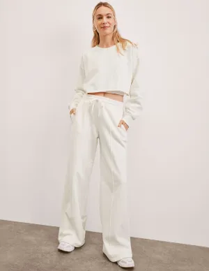 LuxeFleece Pintuck Wide Leg Pant Premium Stretch